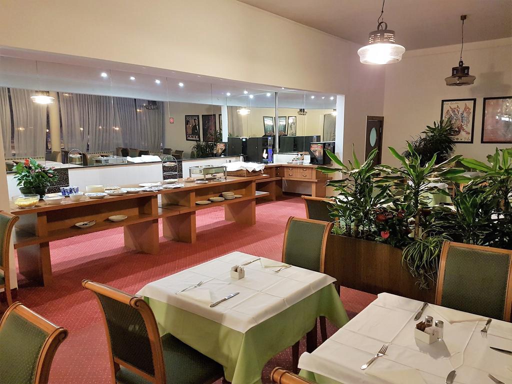 Hotel Zagreb Extérieur photo