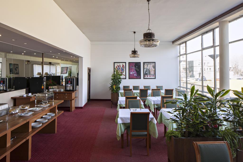 Hotel Zagreb Extérieur photo