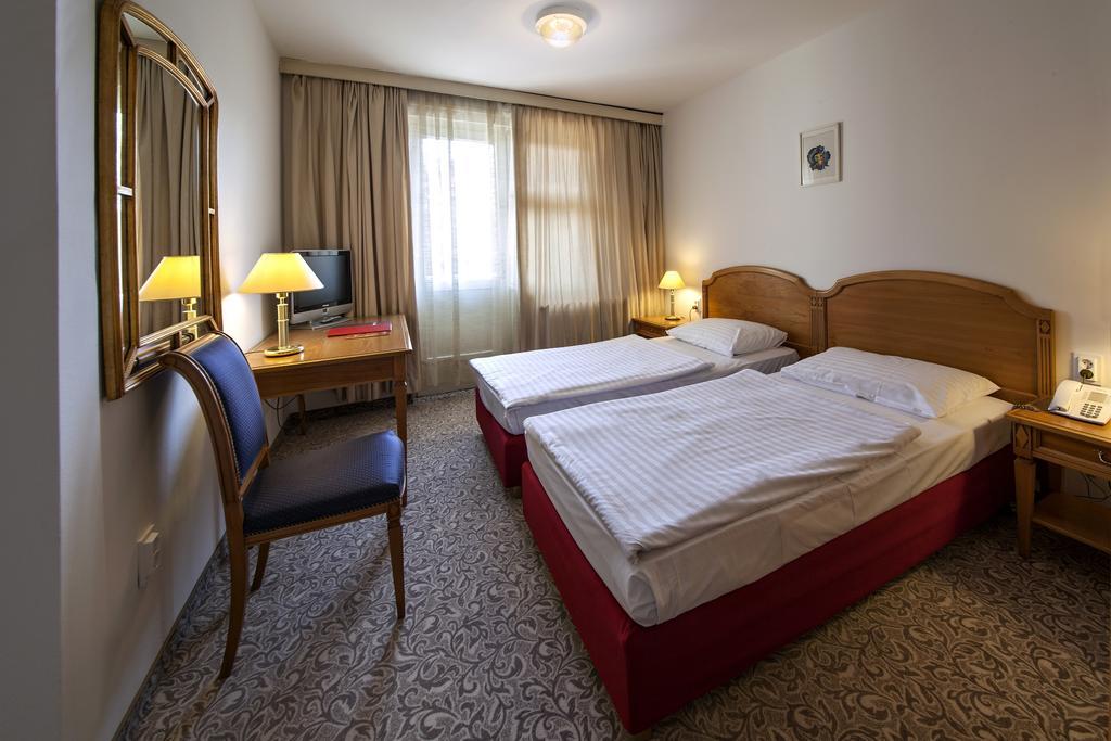 Hotel Zagreb Extérieur photo